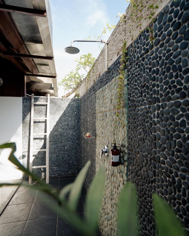 Basundari Retreat Ubud Hotel Exterior photo
